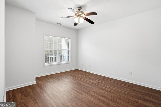 205 Streamside Drive, Roswell, GA 30076