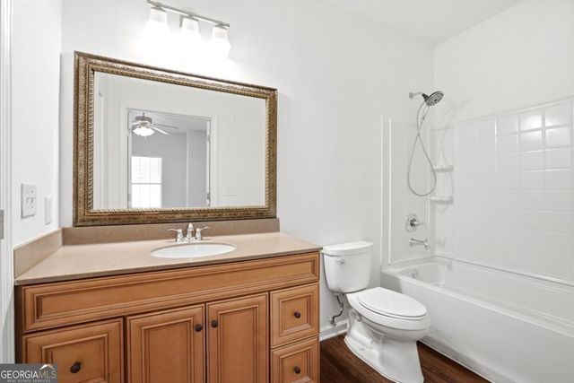 205 Streamside Drive, Roswell, GA 30076