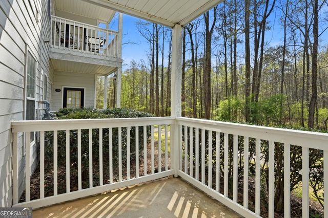 205 Streamside Drive, Roswell, GA 30076