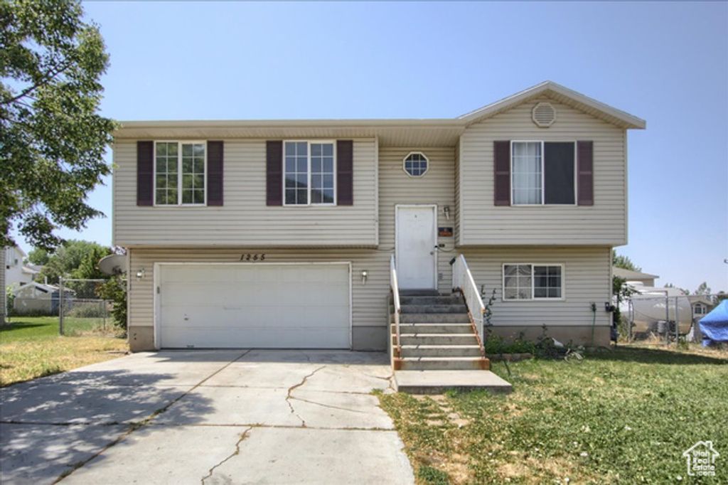 1255 N WILLARD PEAK DR, Ogden, UT 84404