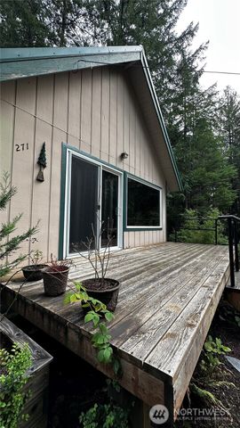 271 Salmon Street, Brinnon, WA 98320