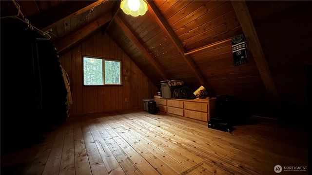 271 Salmon Street, Brinnon, WA 98320