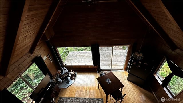 271 Salmon Street, Brinnon, WA 98320