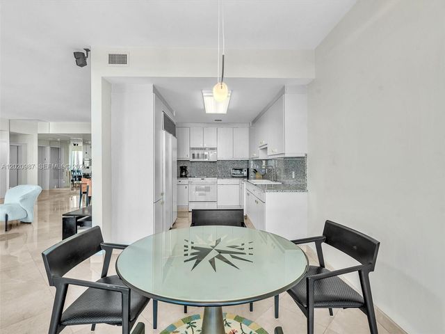 10101 Collins Ave 18C + CABANA, Bal Harbour, FL 33154