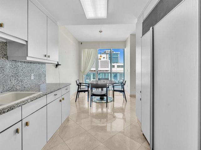 10101 Collins Ave 18C + CABANA, Bal Harbour, FL 33154