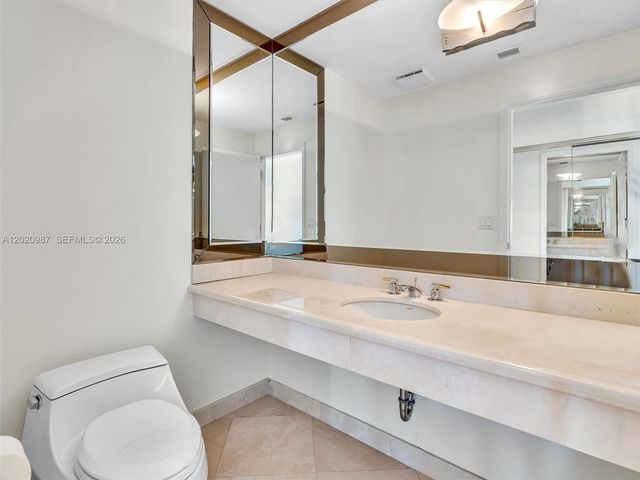 10101 Collins Ave 18C + CABANA, Bal Harbour, FL 33154