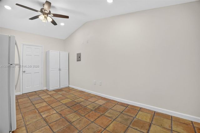 7941 SW 37th Ter studio, Miami, FL 33155