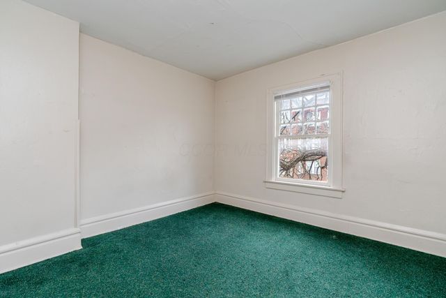 9-11-15 E Norwich Avenue, Columbus, OH 43201