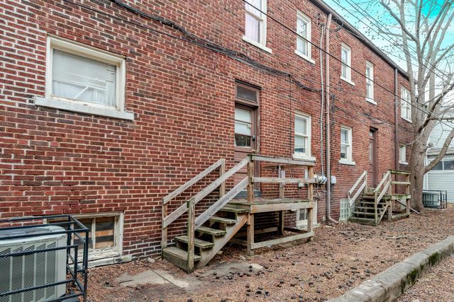 9-11-15 E Norwich Avenue, Columbus, OH 43201