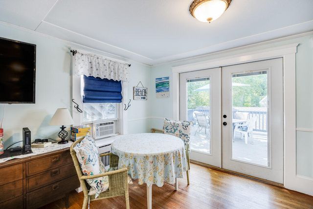 281 Gosnold Street, Hyannis, MA 02601