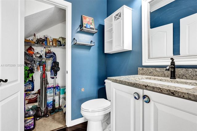 4501 Windmill Palm Way, Green Acres, FL 33463