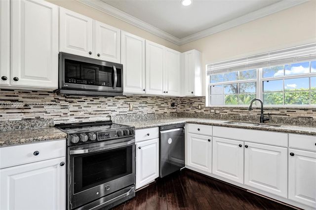 4501 Windmill Palm Way, Green Acres, FL 33463