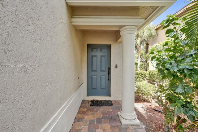 4501 Windmill Palm Way, Green Acres, FL 33463