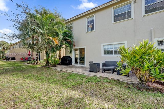 4501 Windmill Palm Way, Green Acres, FL 33463