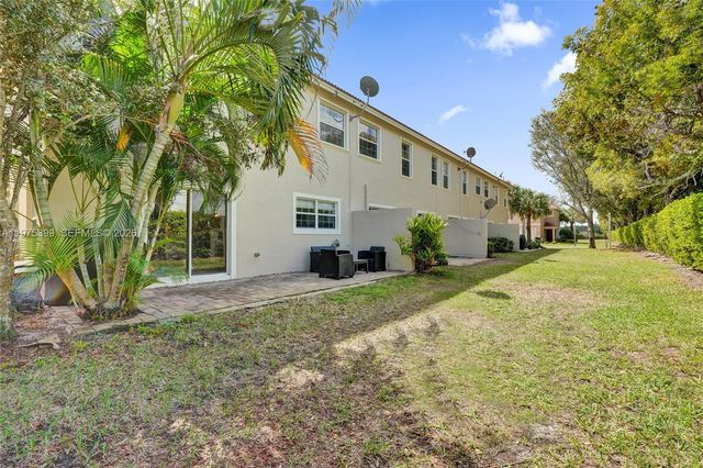 4501 Windmill Palm Way, Green Acres, FL 33463