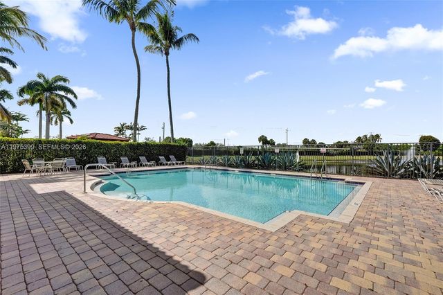 4501 Windmill Palm Way, Green Acres, FL 33463