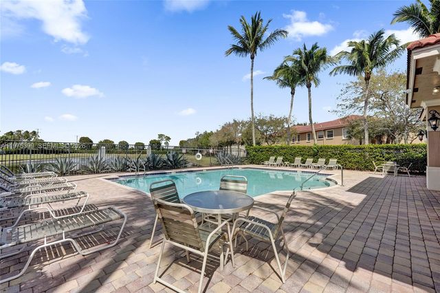 4501 Windmill Palm Way, Green Acres, FL 33463