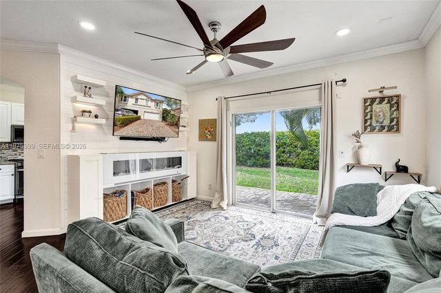 4501 Windmill Palm Way, Green Acres, FL 33463