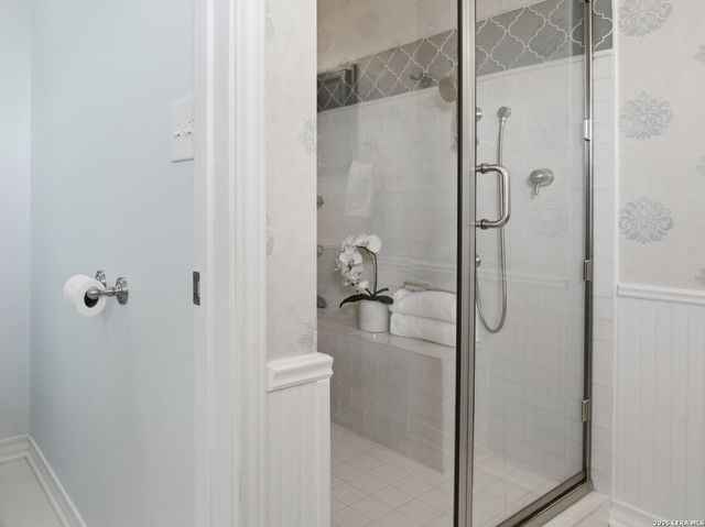 203 Kendall Pointe Dr, Boerne, TX 78015