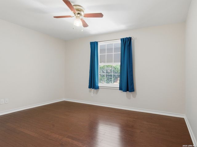 203 Kendall Pointe Dr, Boerne, TX 78015