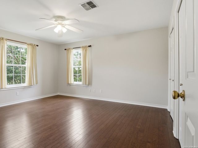 203 Kendall Pointe Dr, Boerne, TX 78015