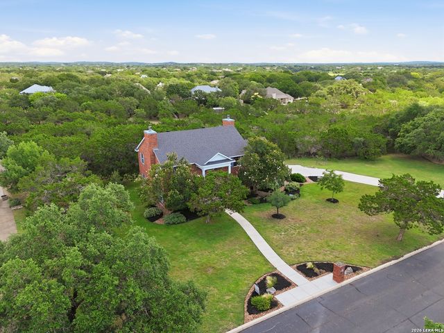 203 Kendall Pointe Dr, Boerne, TX 78015