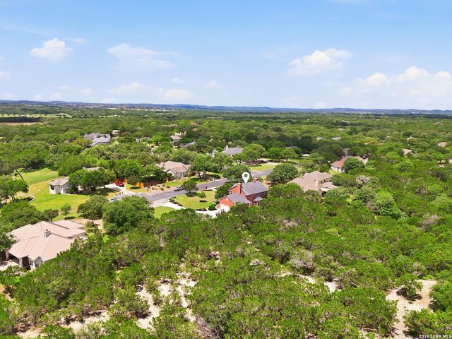 203 Kendall Pointe Dr, Boerne, TX 78015