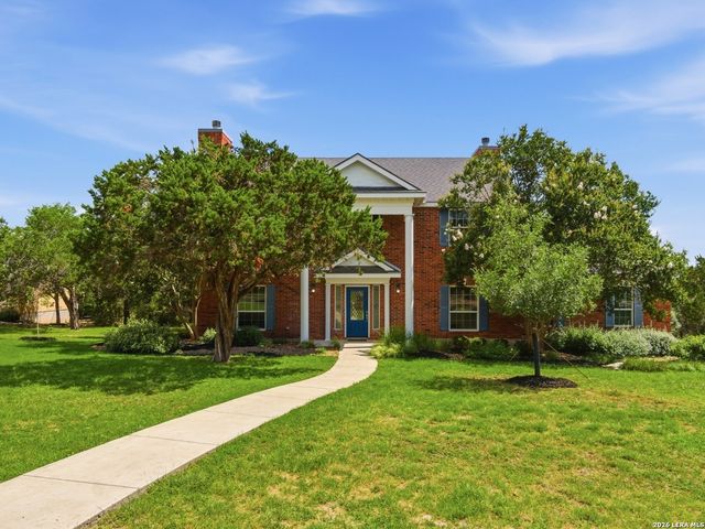 203 Kendall Pointe Dr, Boerne, TX 78015