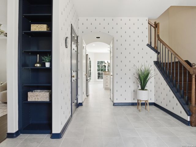 203 Kendall Pointe Dr, Boerne, TX 78015