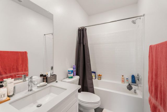 35515 Bains Avenue, Palm Desert, CA 92211