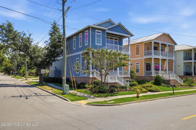 1740 15th Street, Gulfport, MS 39501