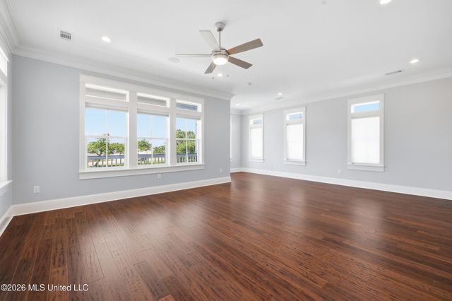 1740 15th Street, Gulfport, MS 39501