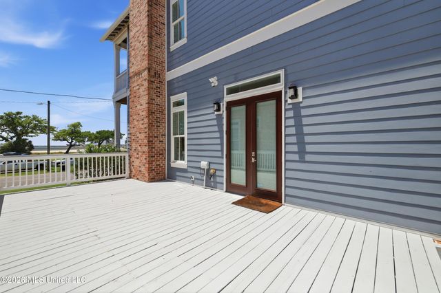 1740 15th Street, Gulfport, MS 39501