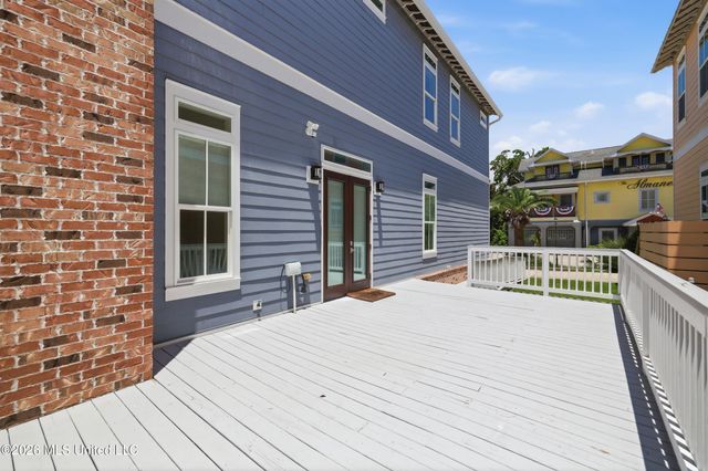 1740 15th Street, Gulfport, MS 39501