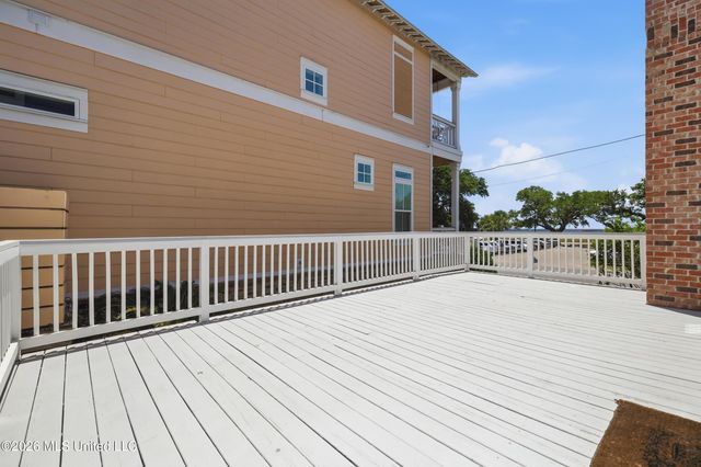 1740 15th Street, Gulfport, MS 39501