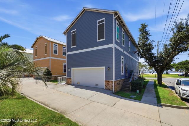 1740 15th Street, Gulfport, MS 39501