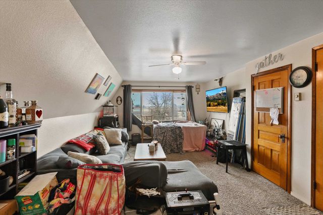 555 W Broadway Ave, Reardan, WA 99029