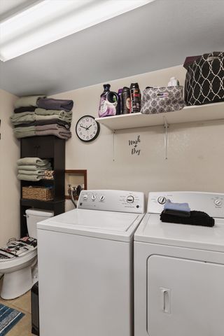 555 W Broadway Ave, Reardan, WA 99029