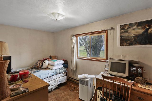 555 W Broadway Ave, Reardan, WA 99029