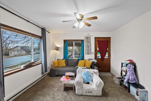 555 W Broadway Ave, Reardan, WA 99029