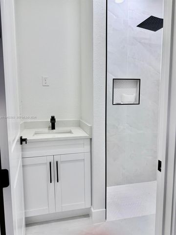 3505 57TH ST, Lehigh Acres, FL 33971