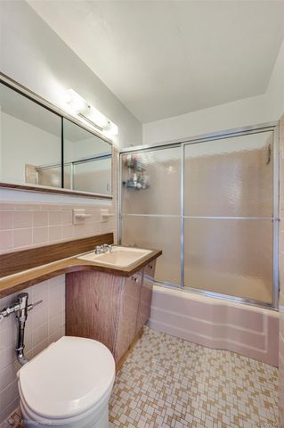 52-30 39th Drive 12L, Woodside, NY 11377