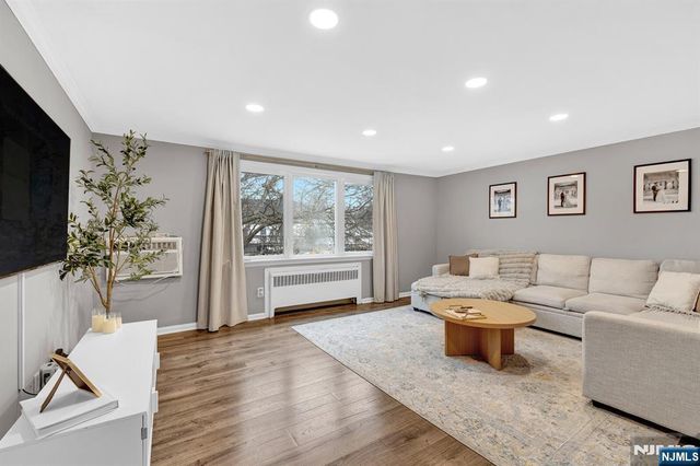 322 Broughton Avenue, Bloomfield, NJ 07003