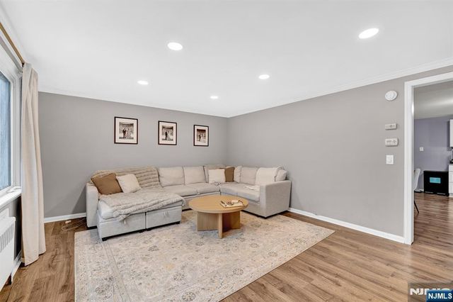 322 Broughton Avenue, Bloomfield, NJ 07003