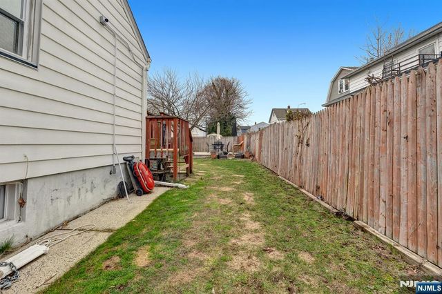 322 Broughton Avenue, Bloomfield, NJ 07003