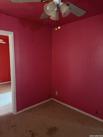 3320 K ST, San Antonio, TX 78220