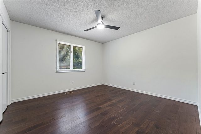 7 Whitwick Lane, Bella Vista, AR 72715