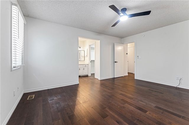 7 Whitwick Lane, Bella Vista, AR 72715