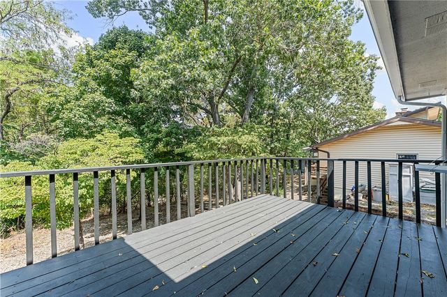 7 Whitwick Lane, Bella Vista, AR 72715