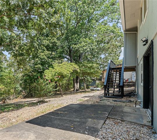 7 Whitwick Lane, Bella Vista, AR 72715